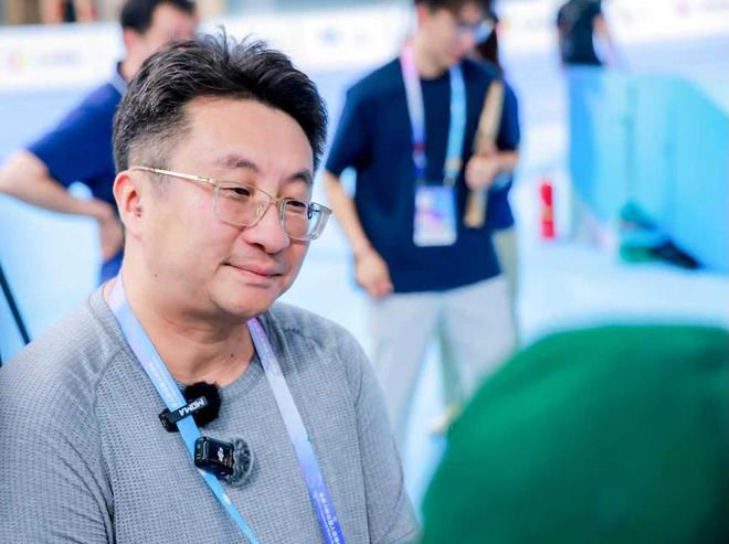 专访北京人形机器人创新中心唐剑：人形机器人产业落地必须“全自主”(图1)